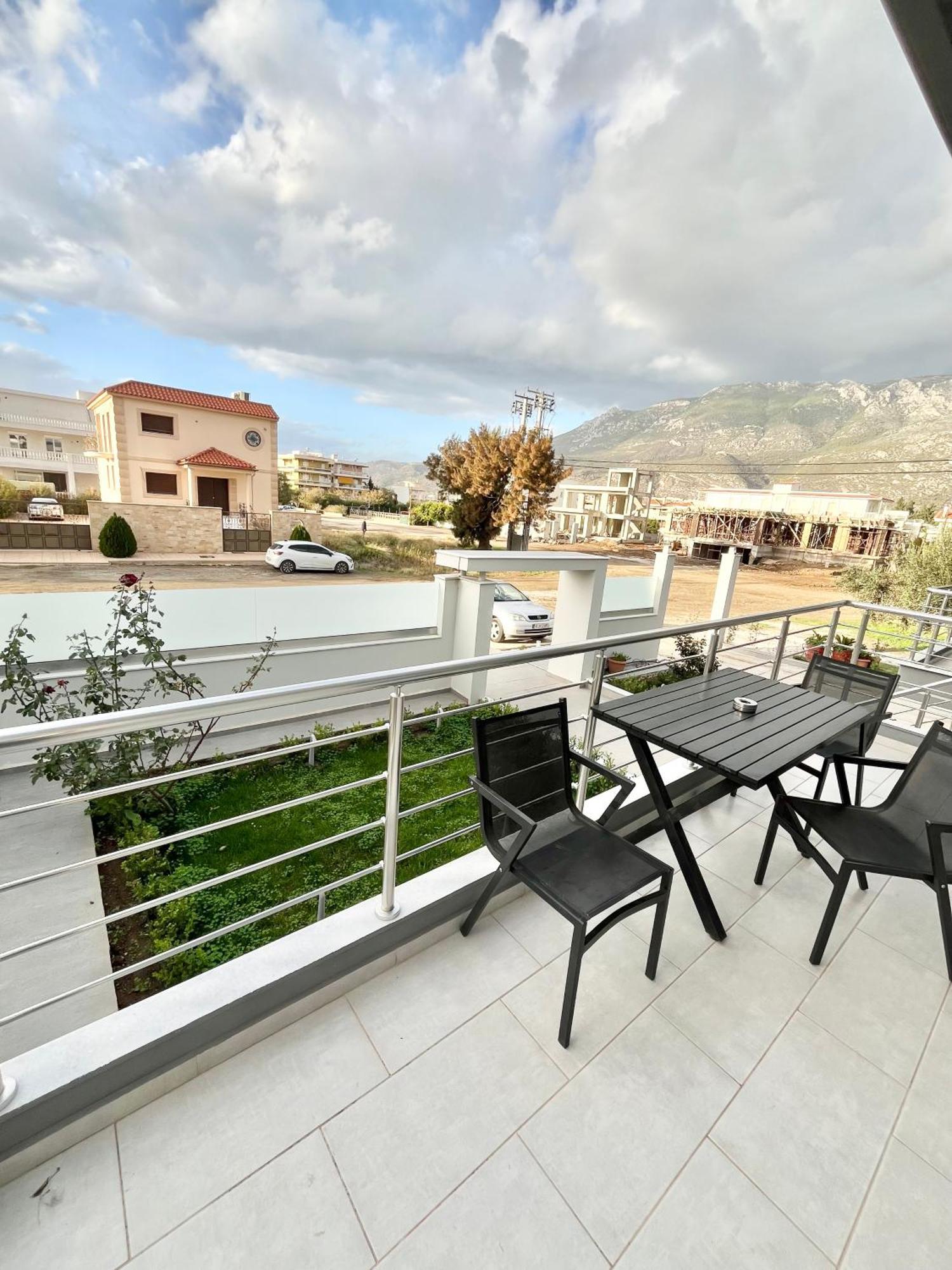 Blueline Apartment 3 Loutráki Exteriér fotografie