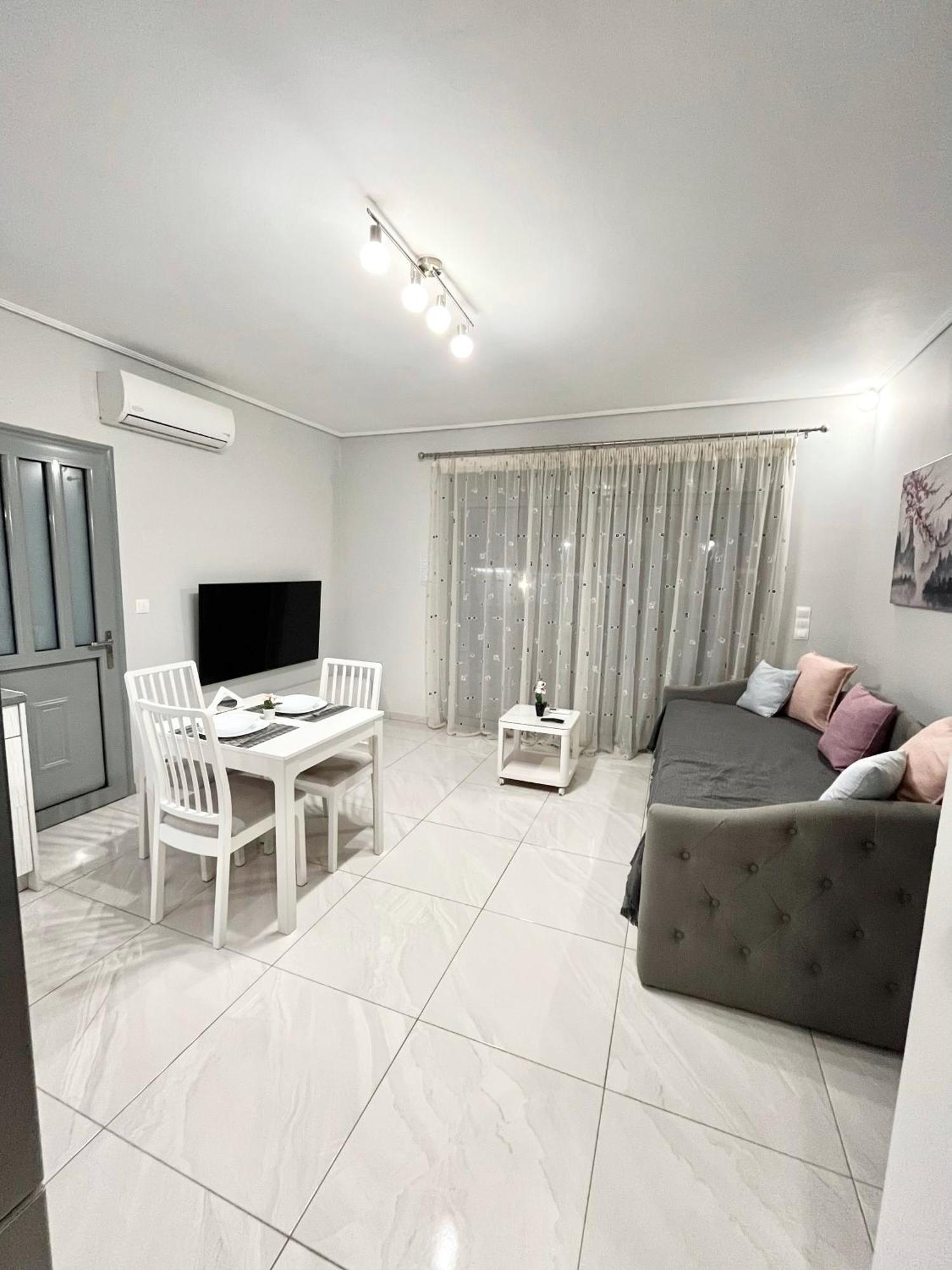 Blueline Apartment 3 Loutráki Exteriér fotografie